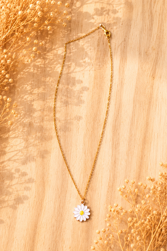 Gold Daisy Chain Necklace